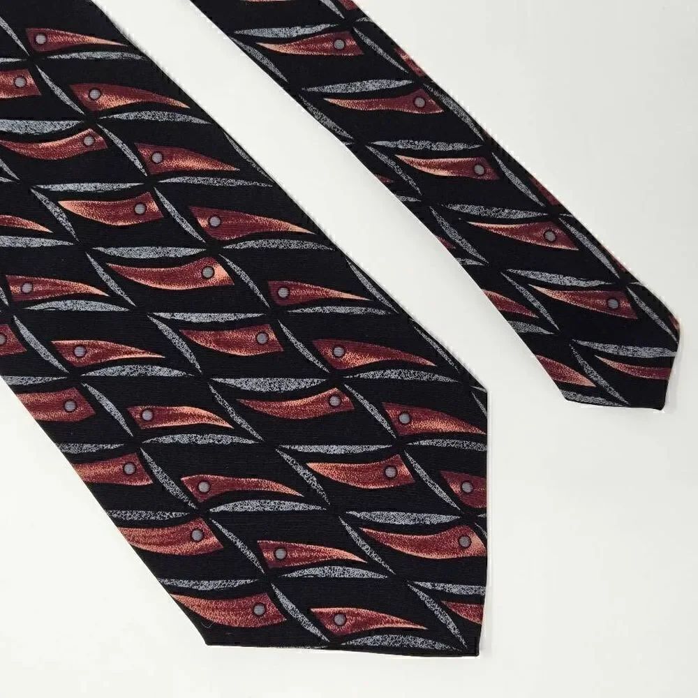 VINTAGE BUGLE BOY USA SILK TIE BLACK RED ABSTRACT PATTERN SMOOTH 4" X 57"